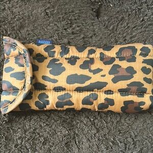 BAGGU Leopard Print sunglasses Pouch